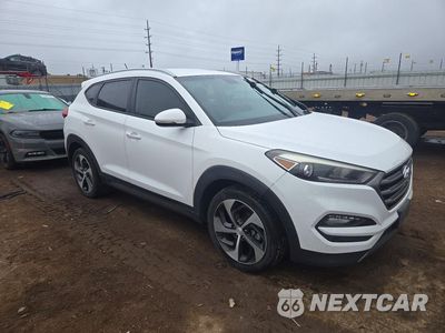 Czwarte zdjęcie samochodu z boku: 2016 HYUNDAI TUCSON SPORT VIN:KM8J33A22GU048630 - miniatura