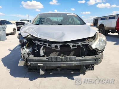 Piąte zdjęcie samochodu w środku: 2016 KIA FORTE LX VIN:KNAFK4A68G5531438 - miniatura