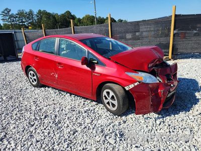 Czwarte zdjęcie samochodu z boku: 2015 TOYOTA PRIUS TWO VIN:JTDKN3DU6F0399739 - miniatura