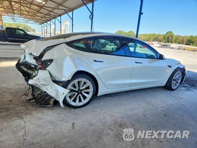 Trzecie zdjęcie samochodu z tyłu: 2022 TESLA MODEL 3 VIN:5YJ3E1EBXNF268691 - miniatura