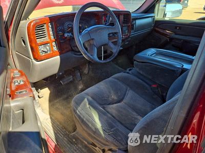 Zdjęcie 8 z 12 samochodu: 2004 CHEVROLET SILVERADO K1500 VIN:1GCEK19T84E189816 - miniatura