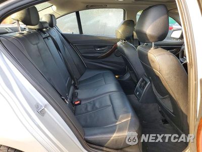 Zdjęcie 10 z 12 samochodu: 2013 BMW 328 I VIN:WBA3A5C5XDJ460889 - miniatura