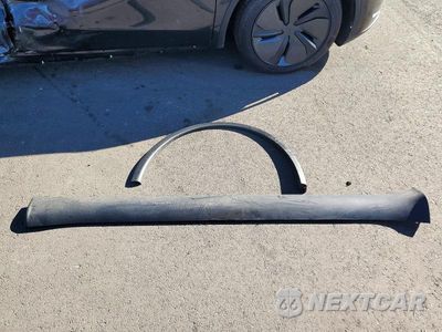 Zdjęcie 13 z 14 samochodu: 2026 TESLA MODEL Y VIN:7SAYGDED4TF524763 - miniatura