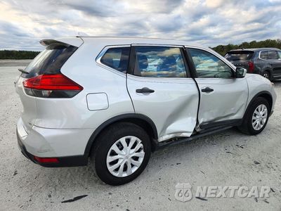 Trzecie zdjęcie samochodu z tyłu: 2017 NISSAN ROGUE S VIN:JN8AT2MV9HW261721 - miniatura
