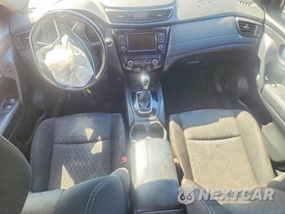 Zdjęcie 8 z 13 samochodu: 2020 NISSAN ROGUE SV VIN:JN8AT2MV9LW132225 - miniatura