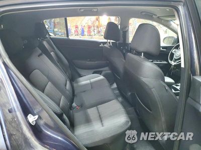 Zdjęcie 10 z 12 samochodu: 2017 KIA SPORTAGE LX VIN:KNDPMCAC1H7238553 - miniatura