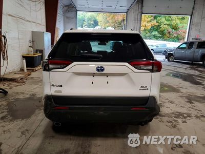 Zdjęcie 6 z 14 samochodu: 2019 TOYOTA RAV4 HYBRID XLE VIN:JTMRWRFV7KD031173 - miniatura