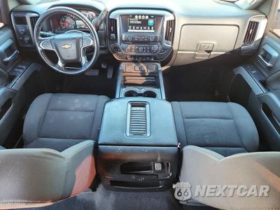 Zdjęcie 8 z 12 samochodu: 2018 CHEVROLET SILVERADO K1500 LT VIN:3GCUKREC3JG569716 - miniatura