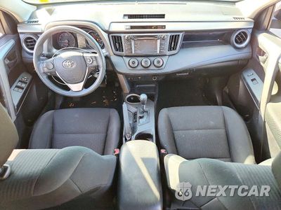Zdjęcie 8 z 13 samochodu: 2018 TOYOTA RAV4 LE VIN:2T3BFREV6JW752461 - miniatura