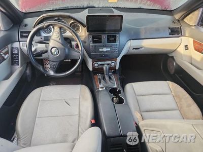 Zdjęcie 8 z 12 samochodu: 2011 MERCEDES-BENZ C 350 VIN:WDDGF5GB4BR172473 - miniatura