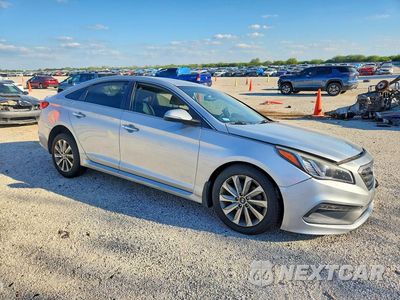 Czwarte zdjęcie samochodu z boku: 2017 HYUNDAI SONATA SPORT VIN:5NPE34AF4HH489167 - miniatura