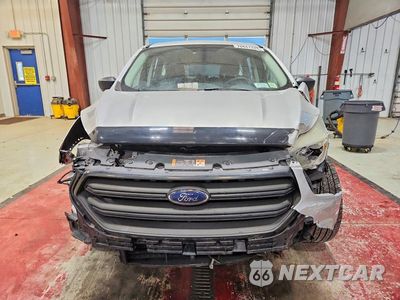 Piąte zdjęcie samochodu w środku: 2017 FORD ESCAPE S VIN:1FMCU0F70HUD60066 - miniatura