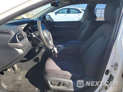 Zdjęcie 7 z 12 samochodu: 2018 TOYOTA CAMRY LE VIN:4T1B11HK7JU581102 - miniatura