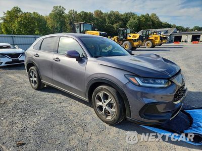 Czwarte zdjęcie samochodu z boku: 2025 HONDA HR-V EXL VIN:3CZRZ2H7XSM754656 - miniatura