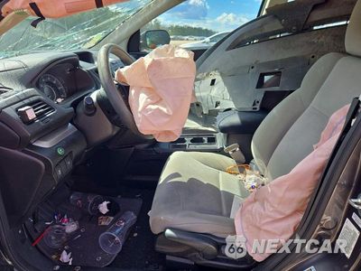 Zdjęcie 7 z 12 samochodu: 2015 HONDA CR-V LX VIN:3CZRM3H33FG709144 - miniatura