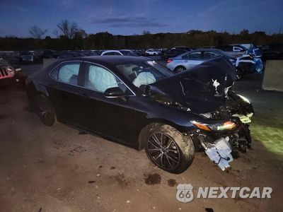 Czwarte zdjęcie samochodu z boku: 2023 TOYOTA CAMRY SE VIN:4T1G11BK8PU077259 - miniatura