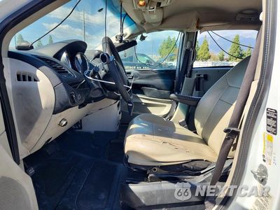 Zdjęcie 7 z 12 samochodu: 2018 DODGE CARAVAN VIN:2C7WDGBGXJR363949 - miniatura