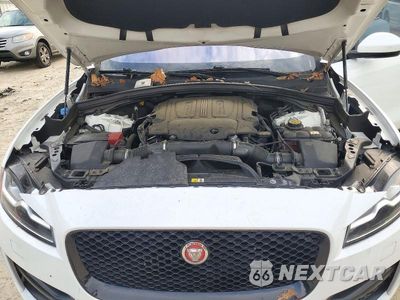Zdjęcie 11 z 12 samochodu: 2017 JAGUAR F-PACE R - SPORT VIN:SADCL2BV0HA090107 - miniatura