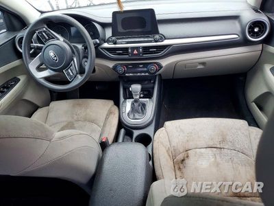 Zdjęcie 8 z 12 samochodu: 2019 KIA FORTE LXS VIN:3KPF24AD7KE014727 - miniatura