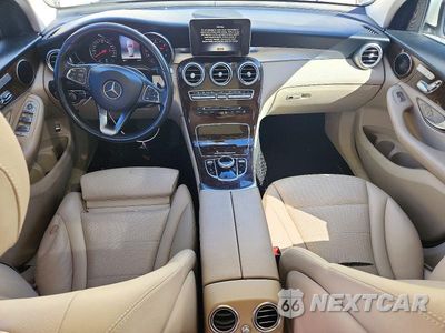 Zdjęcie 8 z 13 samochodu: 2018 MERCEDES-BENZ GLC 300 4MATIC VIN:WDC0G4KB2JV091109 - miniatura