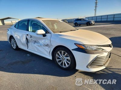 Czwarte zdjęcie samochodu z boku: 2023 TOYOTA CAMRY LE VIN:4T1R11AKXPU816836 - miniatura