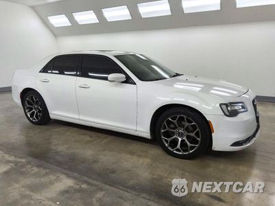 Czwarte zdjęcie samochodu z boku: 2018 CHRYSLER 300 S VIN:2C3CCABG6JH264085 - miniatura