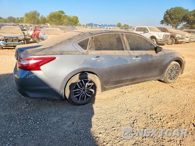 Trzecie zdjęcie samochodu z tyłu: 2017 NISSAN ALTIMA 2.5 S VIN:1N4AL3AP0HN348698 - miniatura