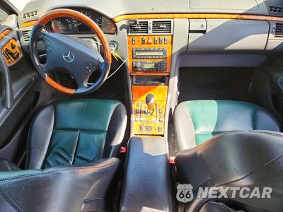 Zdjęcie 8 z 12 samochodu: 2001 MERCEDES-BENZ E 320 VIN:WDBJF65JX1B199179 - miniatura