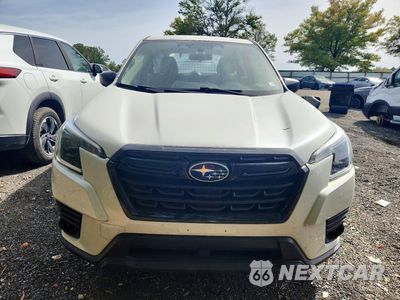 Piąte zdjęcie samochodu w środku: 2022 SUBARU FORESTER VIN:JF2SKAAC9NH508057 - miniatura