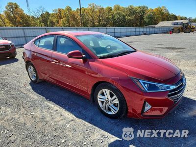 Czwarte zdjęcie samochodu z boku: 2020 HYUNDAI ELANTRA VALUE EDITION VIN:5NPD84LF6LH521944 - miniatura