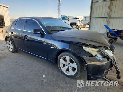Czwarte zdjęcie samochodu z boku: 2008 BMW 528 XI VIN:WBANV135X8CZ57604 - miniatura