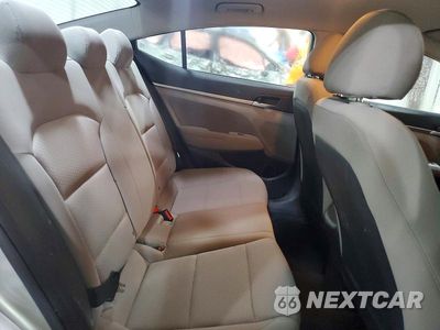 Zdjęcie 10 z 12 samochodu: 2020 HYUNDAI ELANTRA SEL VIN:5NPD84LF2LH633205 - miniatura