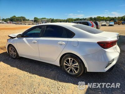 Drugie zdjęcie samochodu z przodu: 2023 KIA FORTE LXS VIN:3KPF24AD7PE556191 - miniatura