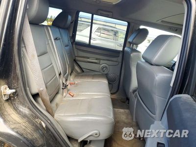 Zdjęcie 10 z 12 samochodu: 2007 JEEP COMMANDER VIN:1J8HG48N77C671477 - miniatura