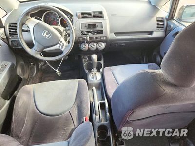 Zdjęcie 8 z 12 samochodu: 2008 HONDA FIT SPORT VIN:JHMGD38688S012859 - miniatura