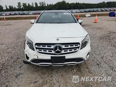 Piąte zdjęcie samochodu w środku: 2018 MERCEDES-BENZ GLA 250 4MATIC VIN:WDCTG4GB5JJ479657 - miniatura