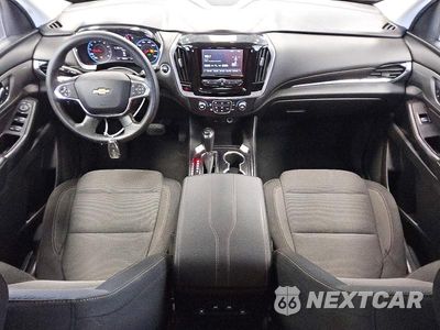 Zdjęcie 8 z 13 samochodu: 2019 CHEVROLET TRAVERSE LS VIN:1GNERFKW0KJ180424 - miniatura
