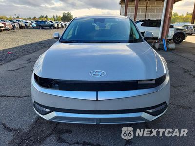 Piąte zdjęcie samochodu w środku: 2022 HYUNDAI IONIQ 5 SE VIN:KM8KM4AE8NU068170 - miniatura