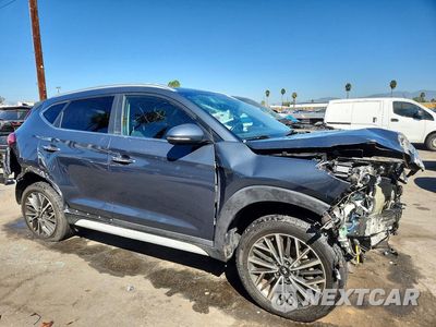 Czwarte zdjęcie samochodu z boku: 2020 HYUNDAI TUCSON LIMITED VIN:KM8J33AL8LU103262 - miniatura