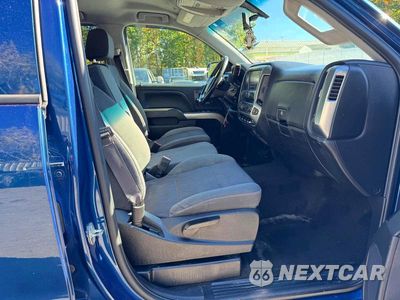 Zdjęcie 9 z 12 samochodu: 2017 CHEVROLET SILVERADO K1500 LT VIN:1GCVKREC5HZ381469 - miniatura