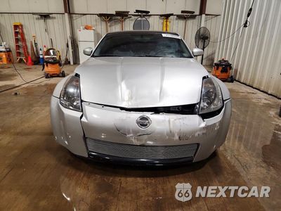 Piąte zdjęcie samochodu w środku: 2004 NISSAN 350Z BASE VIN:JN1AZ34D04M103431 - miniatura
