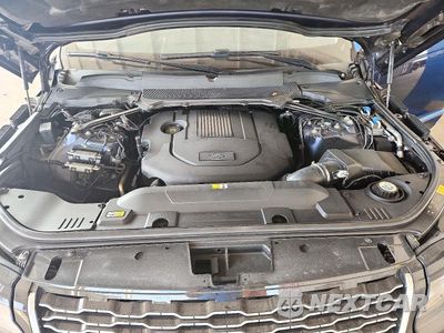 Zdjęcie 12 z 13 samochodu: 2017 LAND ROVER RANGE ROVER VIN:SALGR2FK9HA332008 - miniatura