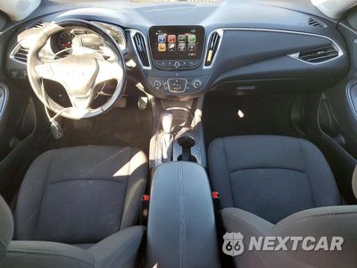 Zdjęcie 8 z 12 samochodu: 2018 CHEVROLET MALIBU LT VIN:1G1ZD5ST5JF183774 - miniatura