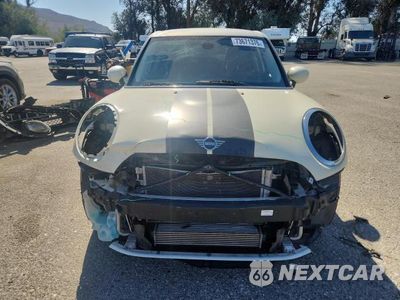 Piąte zdjęcie samochodu w środku: 2019 MINI COOPER VIN:WMWXU1C50K2J02516 - miniatura