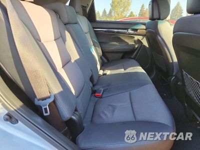 Zdjęcie 11 z 13 samochodu: 2013 KIA SORENTO LX VIN:5XYKT4A61DG405861 - miniatura