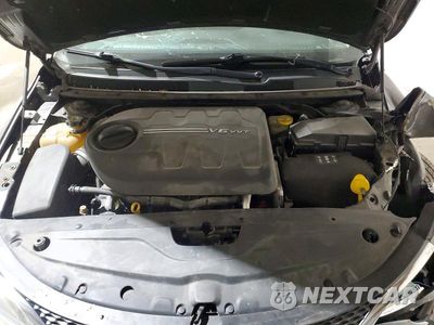 Zdjęcie 11 z 12 samochodu: 2015 CHRYSLER 200 LIMITED VIN:1C3CCCAG6FN516512 - miniatura