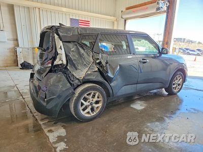 Trzecie zdjęcie samochodu z tyłu: 2025 KIA SOUL LX VIN:KNDJ23AU3S7248948 - miniatura