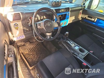 Zdjęcie 8 z 13 samochodu: 2007 TOYOTA FJ CRUISER BASE VIN:JTEBU11F770007216 - miniatura