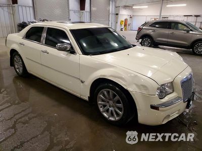 Czwarte zdjęcie samochodu z boku: 2006 CHRYSLER 300C VIN:2C3LA63HX6H171488 - miniatura