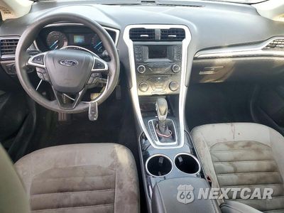 Zdjęcie 8 z 12 samochodu: 2014 FORD FUSION S VIN:3FA6P0G72ER104284 - miniatura